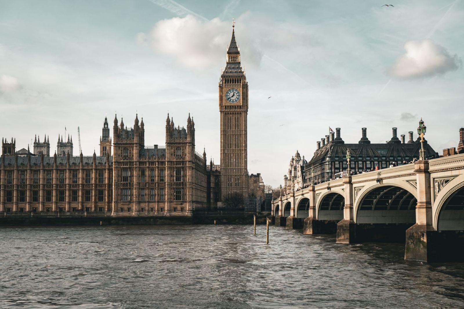 London Travel Guide